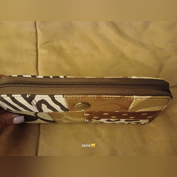 Coach RARE Vintage Khaki Patchwork Wallet NWT - Picture 6 of 13